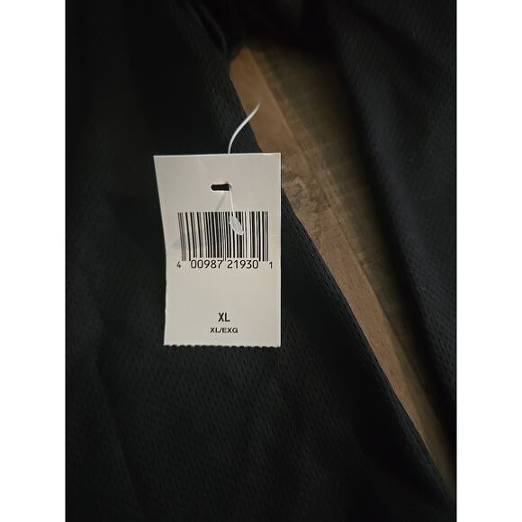 Disney Parks Mickey Red Black Hockey Jersey Adult XL NWT 2025 Disneyland - Picture 4 of 15